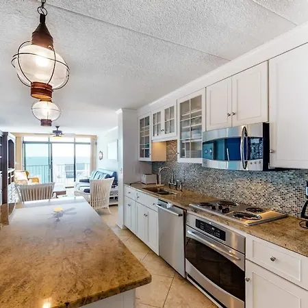 Sea Terrace 1401-2