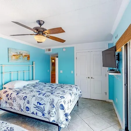 Sea Terrace 1401-3